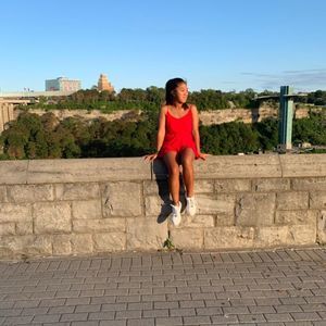 Meet your Posher, Alice